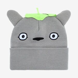 NWT Studio Ghibli My Neighbor Totoro - Leaf Totoro Beanie